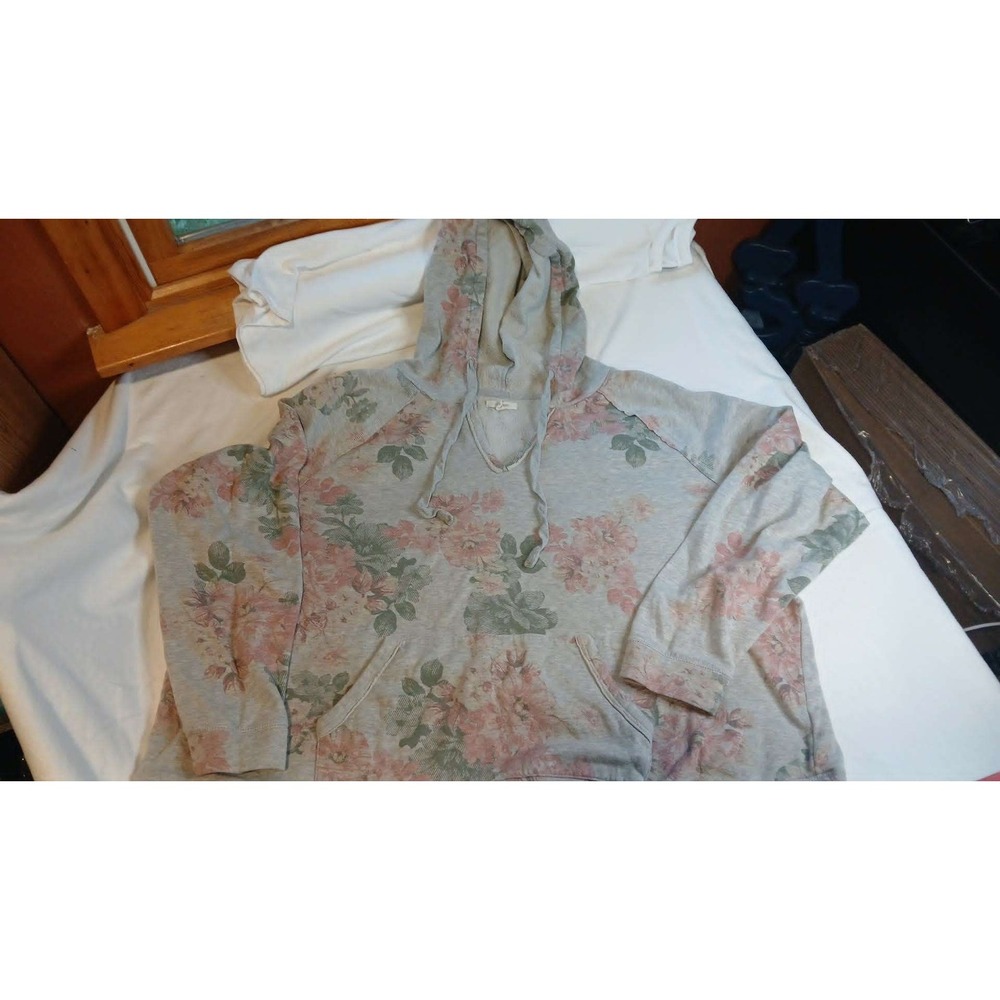 Maurices Womens 2X Distressed Grey Pink Floral Hoodie Pullover Sweatshirt